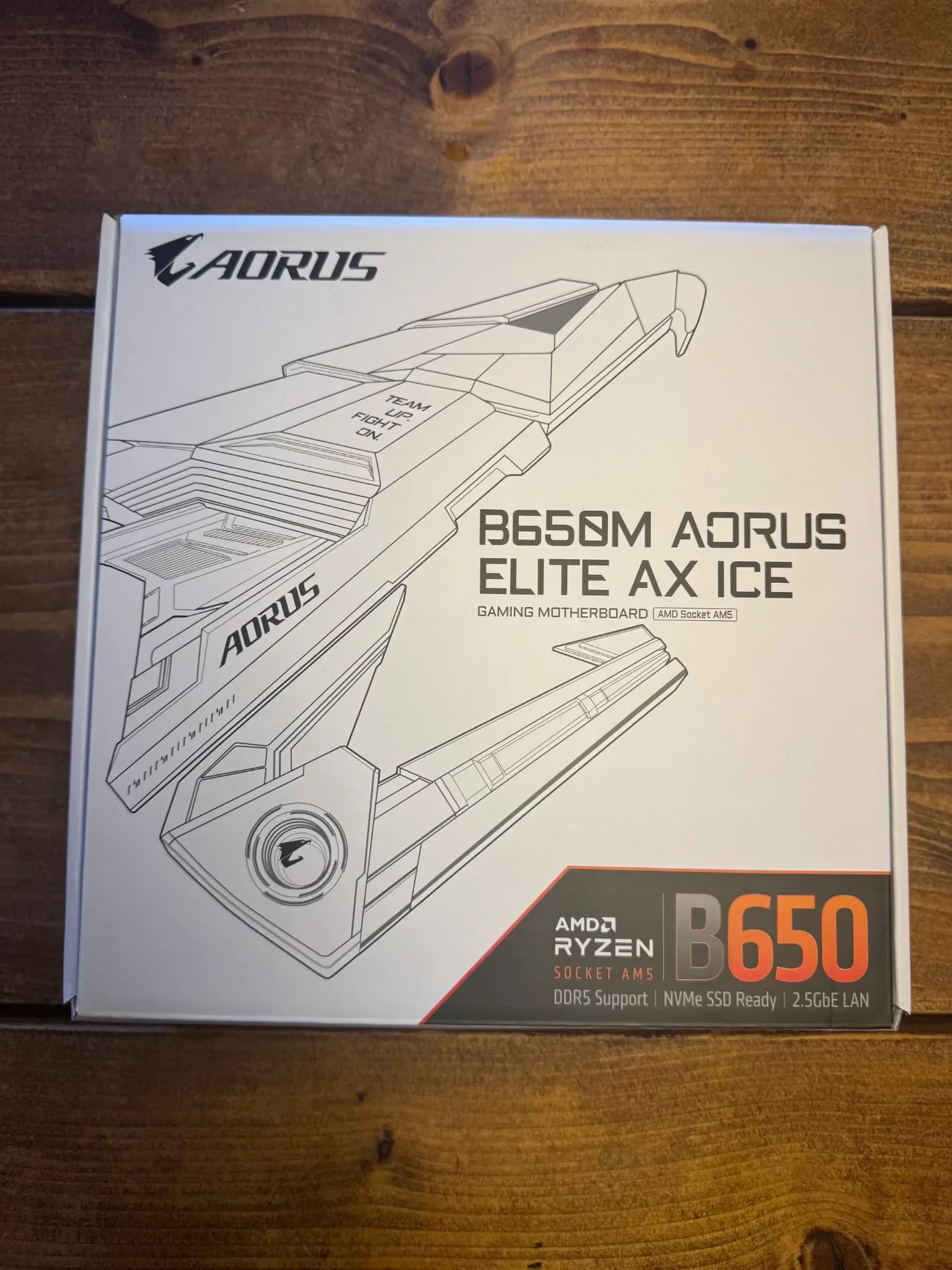 Gigabyte B650M AORUS ELITE AX ICE